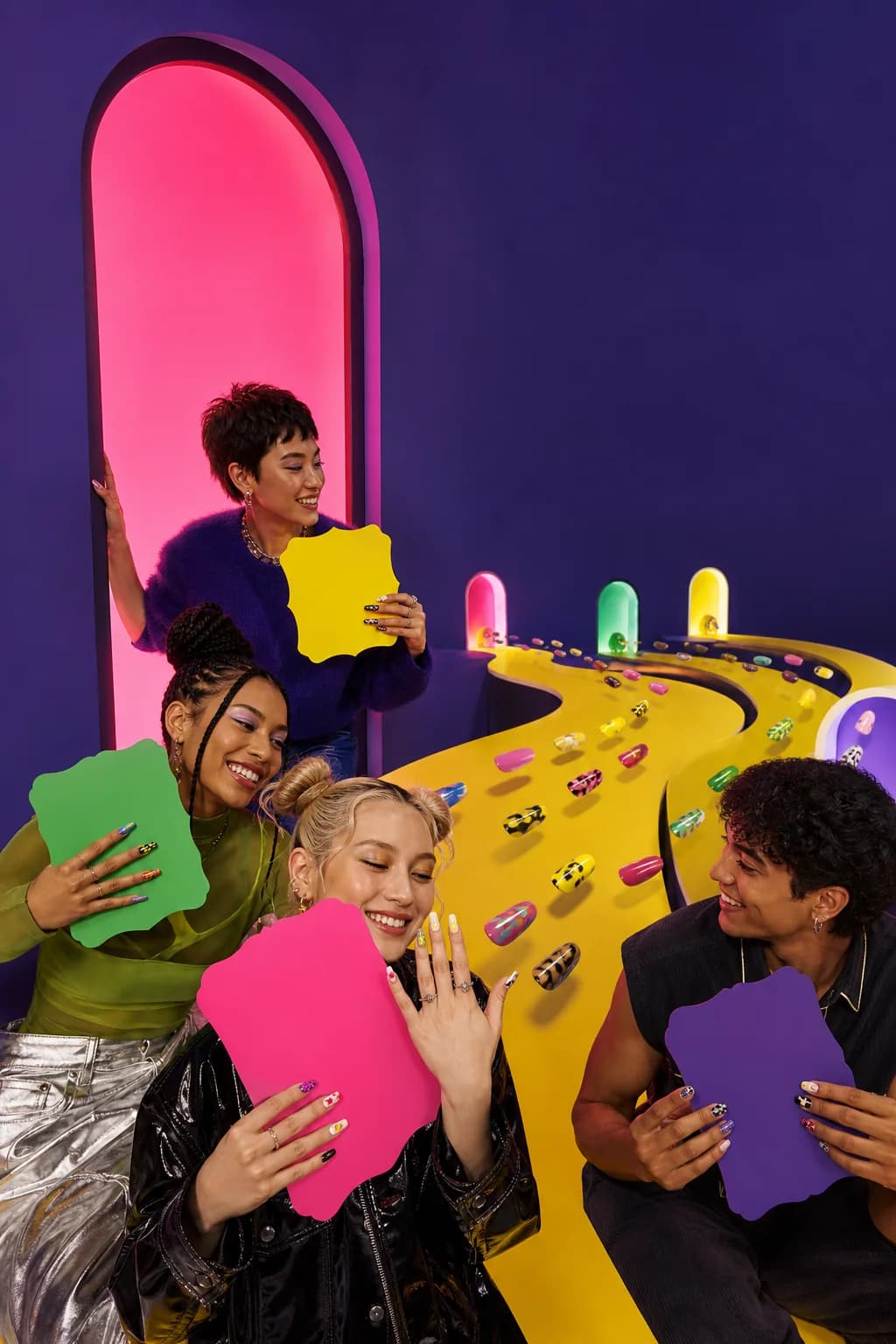 Four members entering a colourful GLAZEM creative world